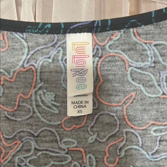 LuLaRoe Red and Blue Graphic Short Sleeve Tee - Picture 2 of 3